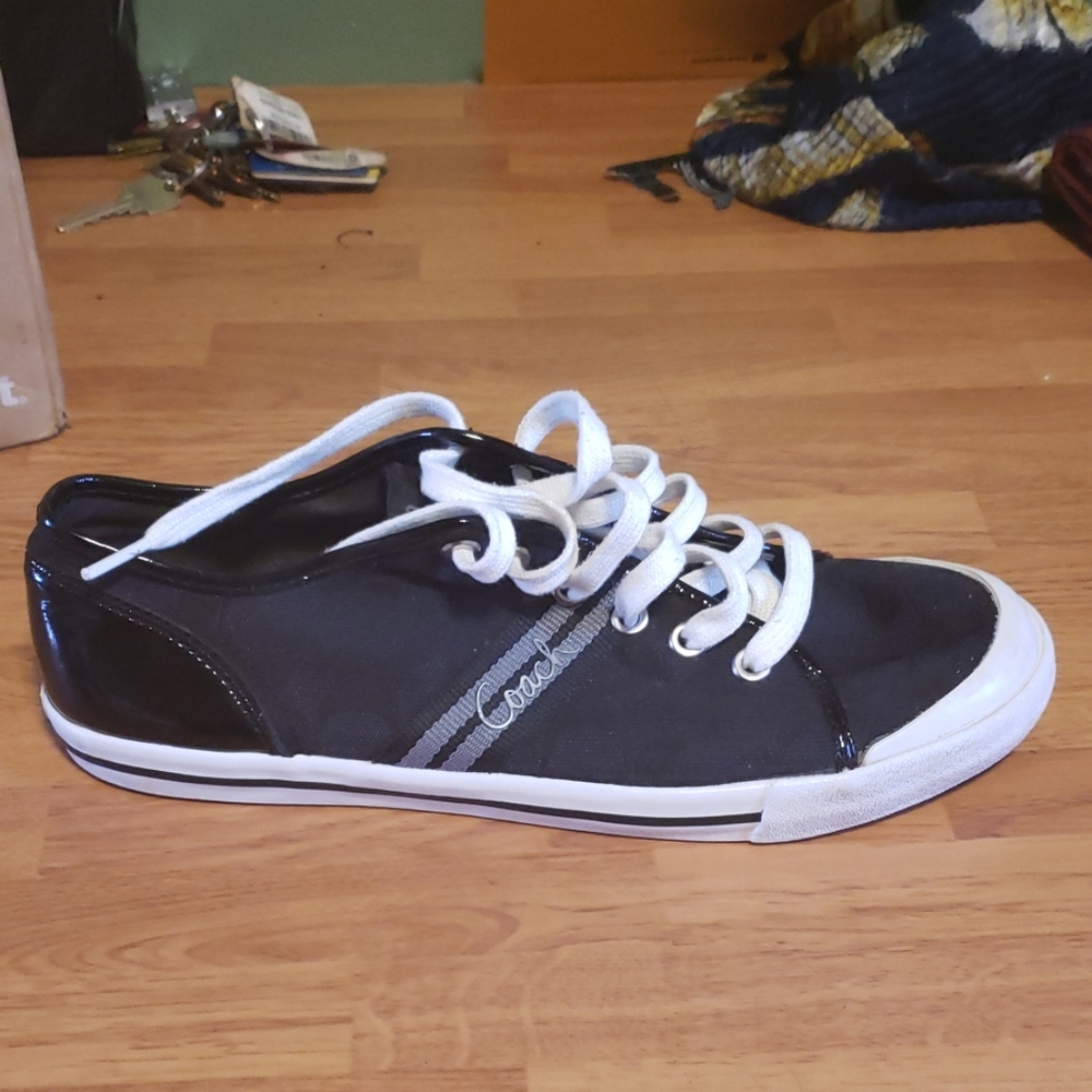 Coach sneaker no box